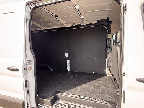 New 2026 Ford Transit 250 148 Medium Roof w/ Load Area Protection Package RWD image 52