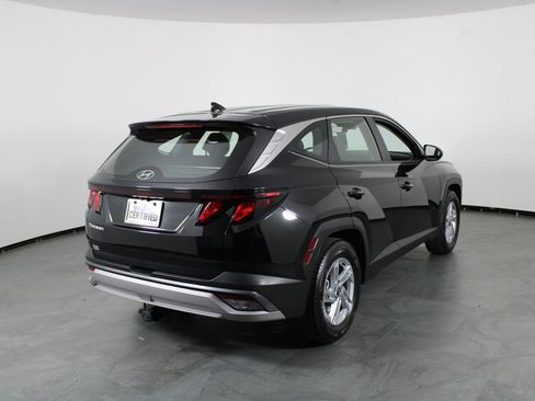 Certified 2026 Hyundai Tucson SE image 16