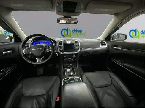 Used 2017 Chrysler 300 C AWD/4WD image 30