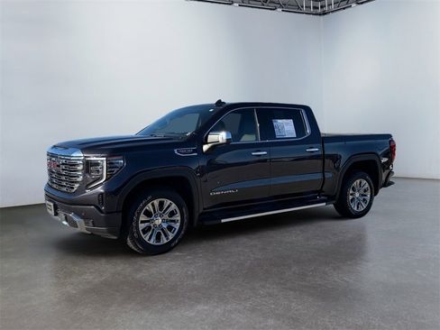 Used 2022 GMC Sierra 1500 Denali w/ Technology Package image 7