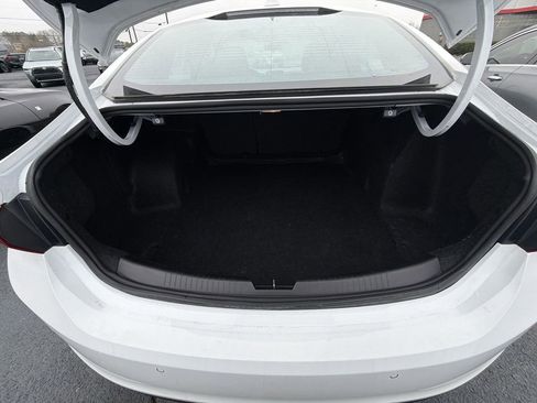 Used 2024 Chevrolet Malibu LT w/ Sport Edition image 30