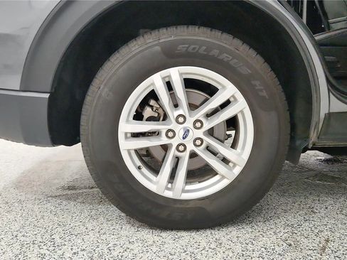 Used 2023 Ford Explorer XLT w/ Equipment Group 202A image 13