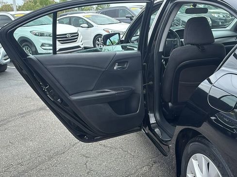 Used 2014 Honda Accord EX image 29