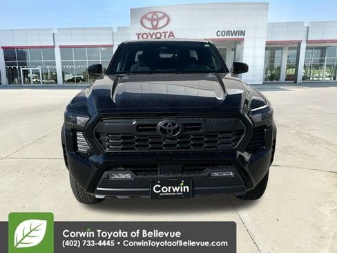 New 2025 Toyota Tacoma TRD Off-Road image 3