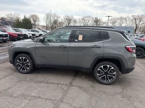 Used 2023 Jeep Compass Limited image 6