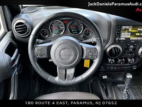 Used 2015 Jeep Wrangler Unlimited Sport w/ Quick Order Package 24S AWD/4WD image 5