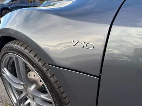 Used 2011 Audi R8 V10 AWD/4WD image 10