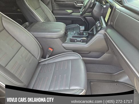 Used 2025 GMC Sierra 1500 AT4X AWD/4WD image 12