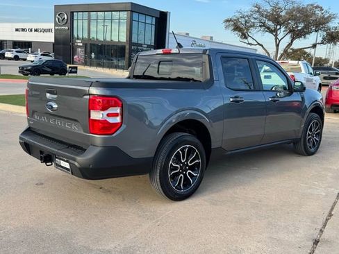 Used 2024 Ford Maverick Lariat image 7