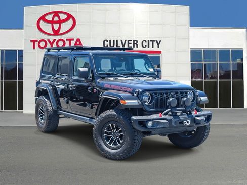 Used 2024 Jeep Wrangler Unlimited Rubicon AWD/4WD image 1