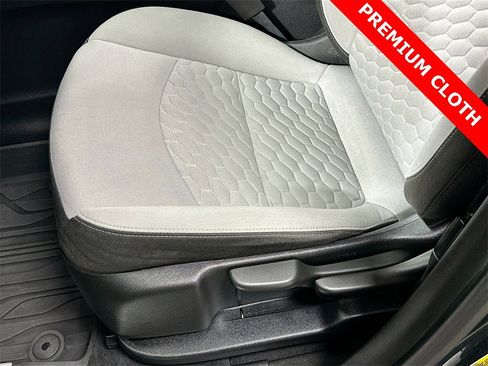 Used 2019 Chevrolet Equinox LS w/ LPO, Floor Liner Package image 21