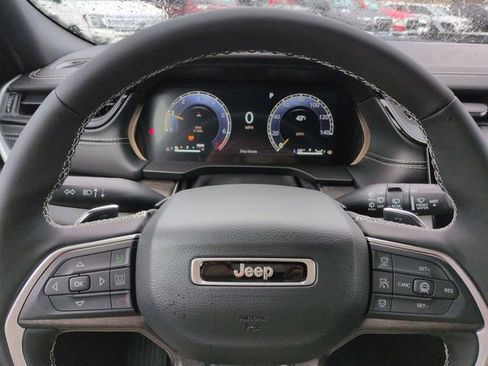 New 2026 Jeep Grand Cherokee Altitude RWD image 26