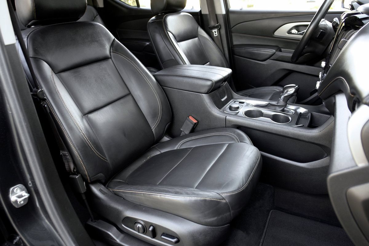 Used 2021 Chevrolet Traverse LT AWD/4WD image 8