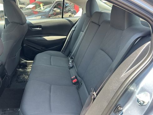 Used 2020 Toyota Corolla LE FWD image 17