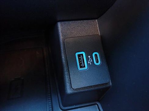 Used 2021 Ford Edge ST w/ Equipment Group 401A AWD/4WD image 22