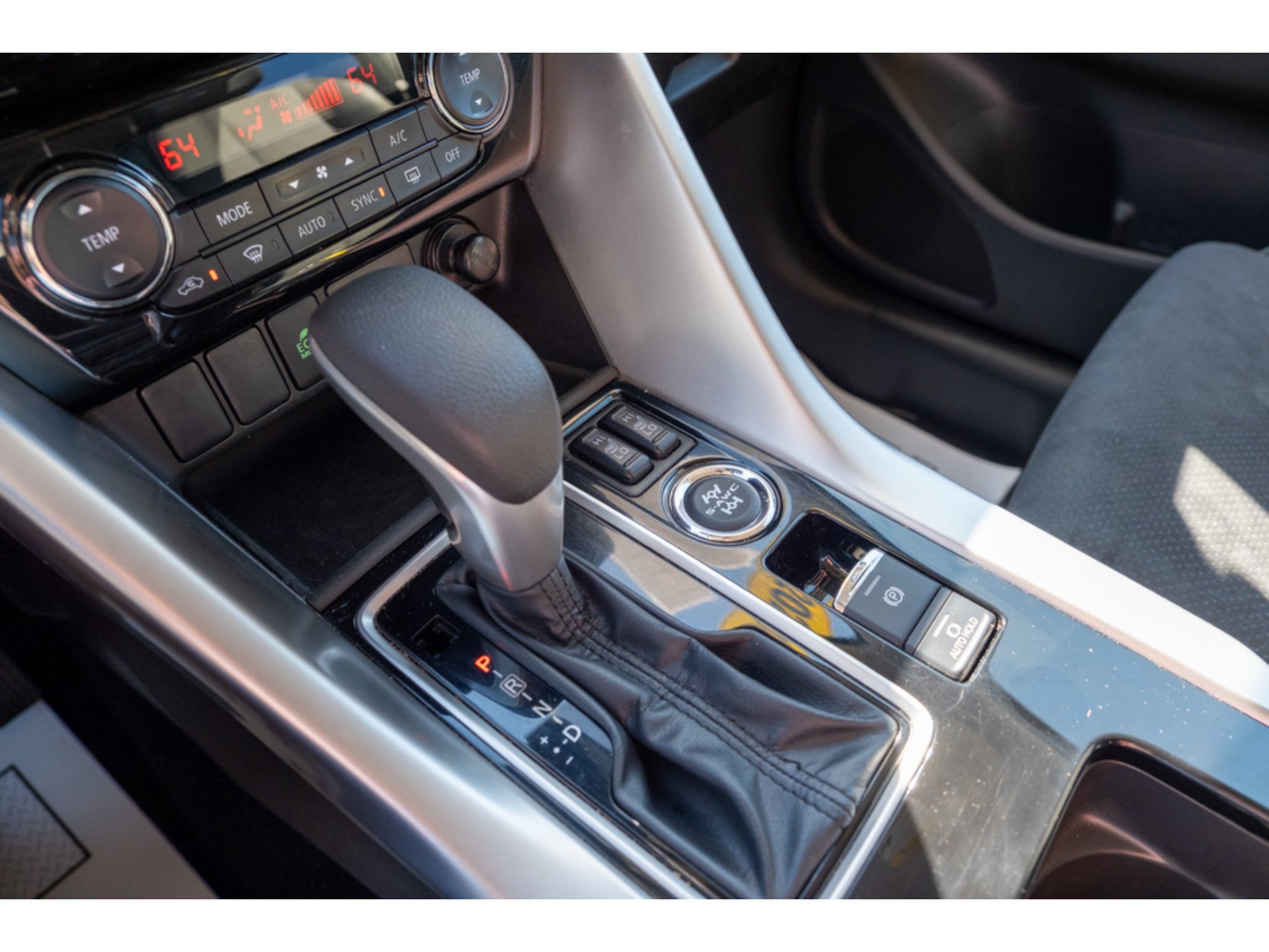 Used 2025 Mitsubishi Eclipse Cross SE AWD/4WD image 25