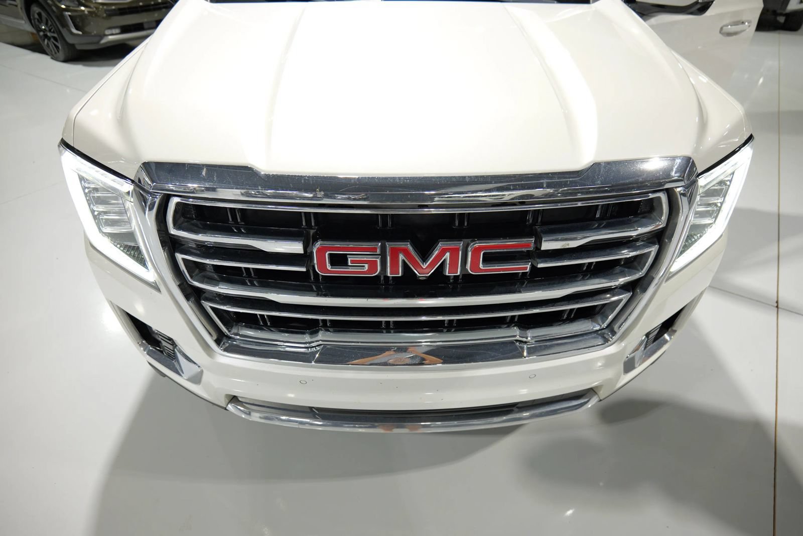 Used 2021 GMC Yukon XL SLT w/ SLT Luxury Plus Package AWD/4WD image 11