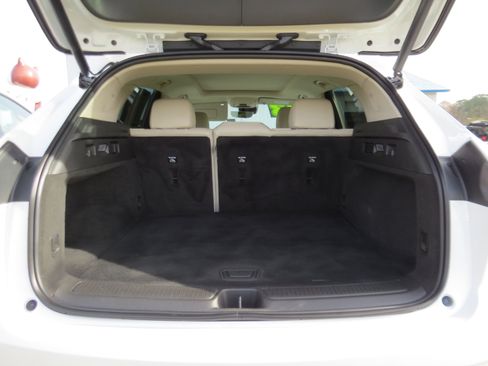 Certified 2023 Buick Envision Avenir image 11