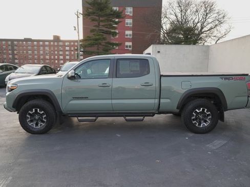 Certified 2023 Toyota Tacoma TRD Off-Road image 5
