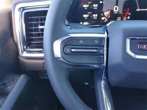 New 2026 GMC Canyon Elevation w/ Convenience Package image 17