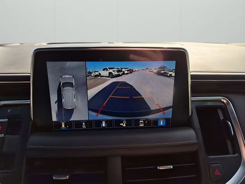 Used 2021 GMC Yukon SLT w/ SLT Premium Package image 44