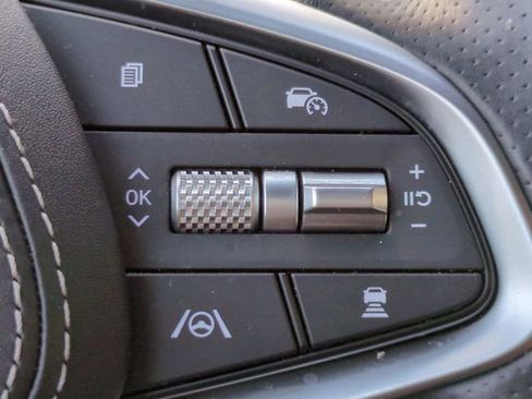 Certified 2025 Genesis GV70 3.5T Sport w/ Sport Advanced Package AWD/4WD image 27