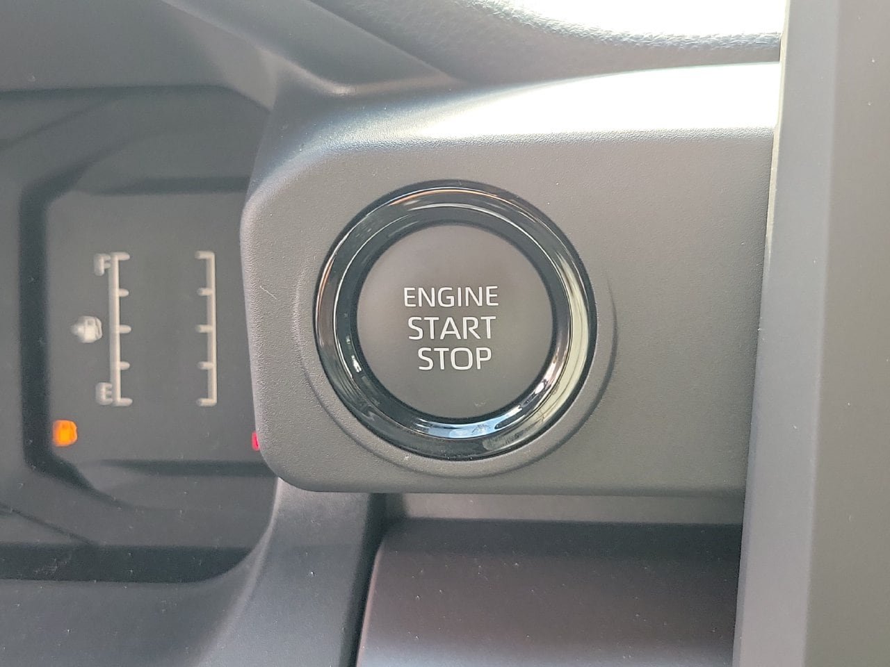 Used 2026 Toyota Tacoma SR5 RWD image 29
