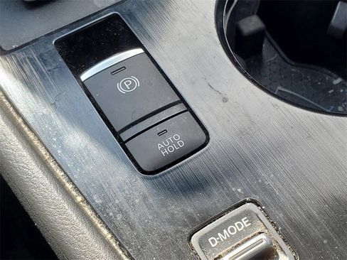 Certified 2023 Nissan Rogue SV w/ SV Premium B Package image 27