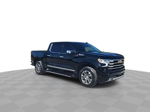 Certified 2025 Chevrolet Silverado 1500 High Country image 2