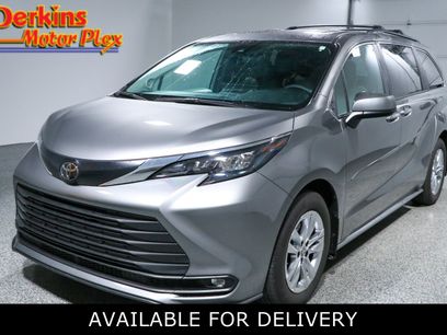 Used 2026 Toyota Sienna XLE