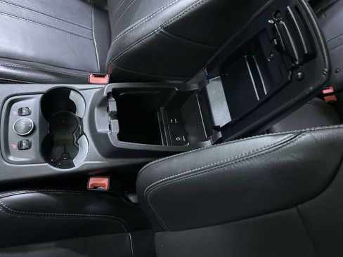 Used 2014 Ford Focus SE w/ Equipment Group 201A image 11