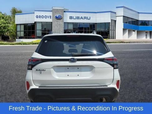 Used 2025 Subaru Forester Premium w/ Convenience Package #1 AWD/4WD image 4