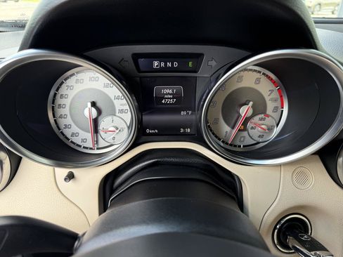 Used 2014 Mercedes-Benz SLK 250 image 21