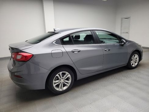 Used 2019 Chevrolet Cruze LT w/ Sun And Sound Package FWD image 10