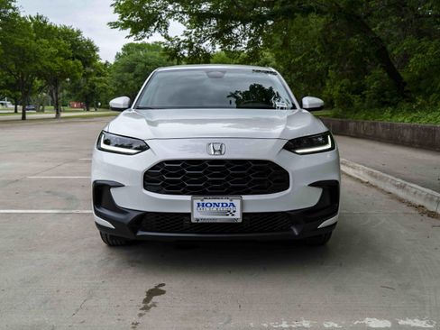 Used 2026 Honda HR-V LX image 3