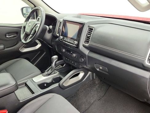 Used 2022 Nissan Frontier SV image 25