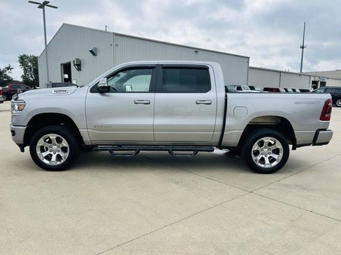 Used 2022 RAM 1500 Big Horn AWD/4WD image 32