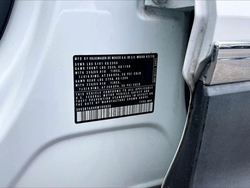 Used 2019 Volkswagen Tiguan SEL image 34