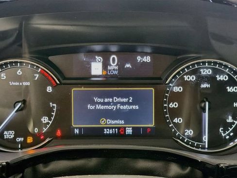 Used 2024 Cadillac XT6 Premium Luxury AWD/4WD image 10