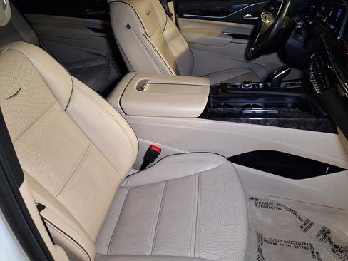 Certified 2023 Cadillac Escalade Premium Luxury w/ LPO, Radiant Package image 23
