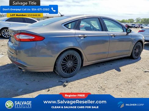 Used 2014 Ford Fusion SE w/ Equipment Group 202A FWD image 4