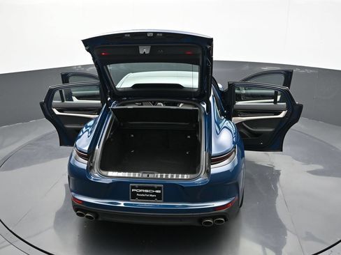 Certified 2025 Porsche Panamera image 31