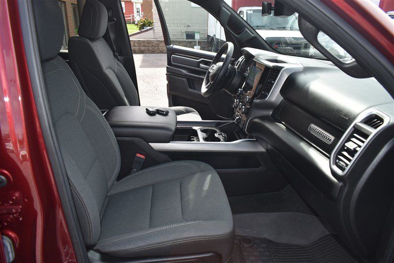 Used 2022 RAM 1500 Big Horn AWD/4WD image 35