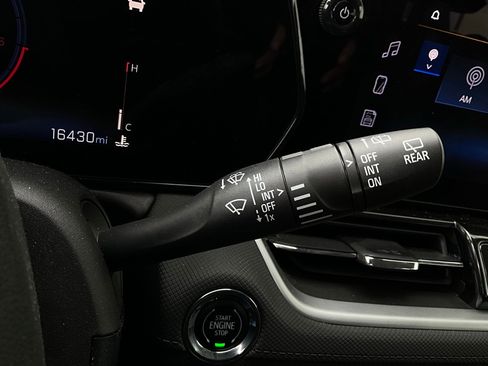 Used 2025 Chevrolet TrailBlazer LT image 34