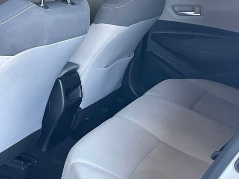 Used 2021 Toyota Corolla LE w/ Carpet Mat Package (TMS) FWD image 16