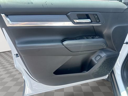 New 2026 GMC Terrain Elevation w/ Elevation Premium Package AWD/4WD image 22