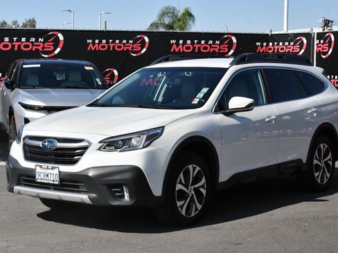 Used 2022 Subaru Outback Limited AWD/4WD image 3
