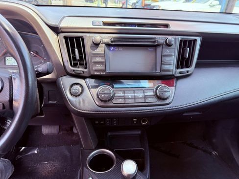Used 2013 Toyota RAV4 Limited w/ Preferred Accessory Pkg AWD/4WD image 15