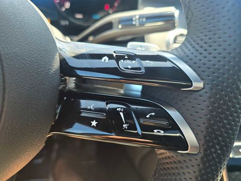 Used 2026 Mercedes-Benz GLC 300 4MATIC image 38