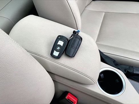 Used 2014 BMW X1 xDrive35i image 16